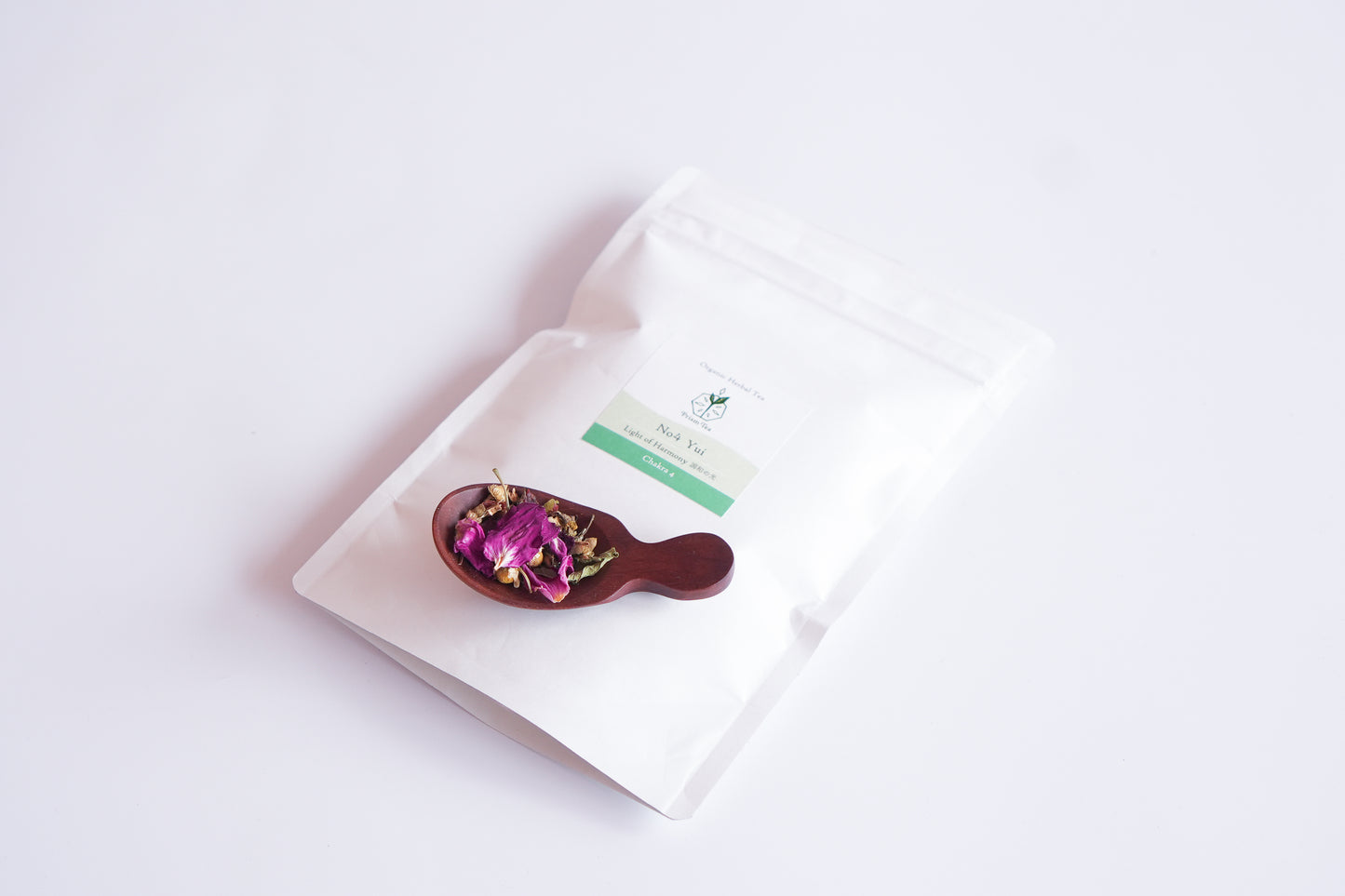 No4 Yui 調和の光(第4チャクラ)